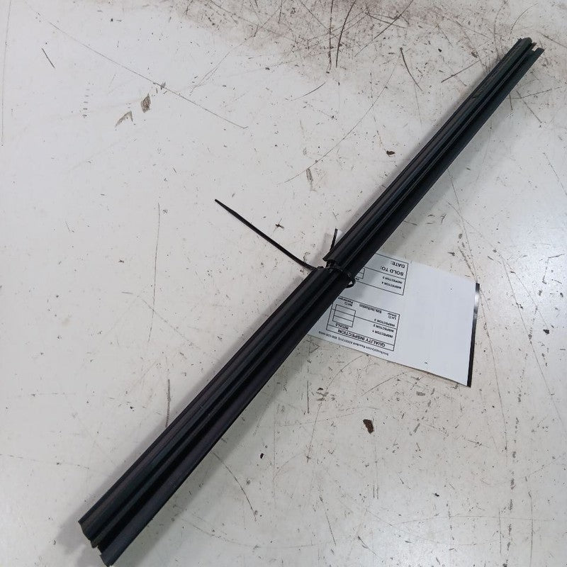 Fiat 500 Right Rear Weather Strip Interior  2014 2015 2016 OEM