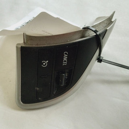 Mitsubishi Outlander   Steering Wheel Cruise Control Switch {8602A110}
