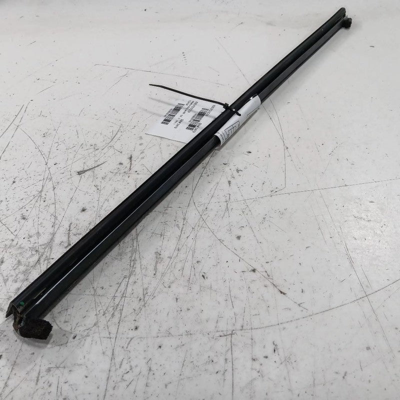 Ford Fiesta Right Rear Weather Strip Interior  2014 2015 2016 2017 2018 2019