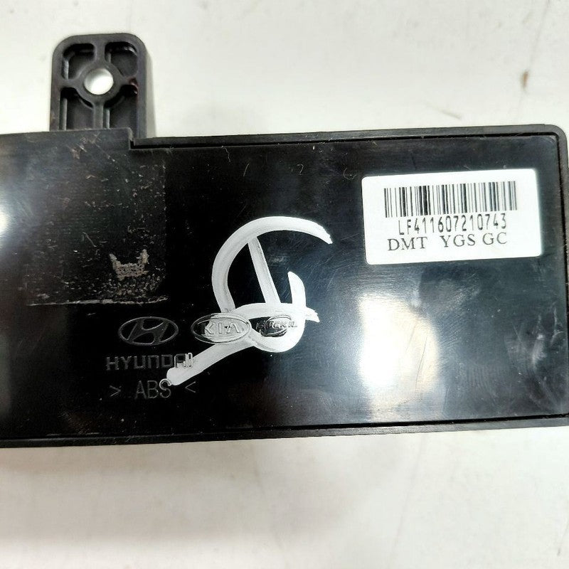 Hyundai Sonata Seat Switch Left Driver Power Seat Control  2017 2016 2