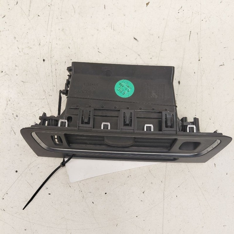 Volvo S60 Dash Air Vent Center Middle  2018 2017 2016