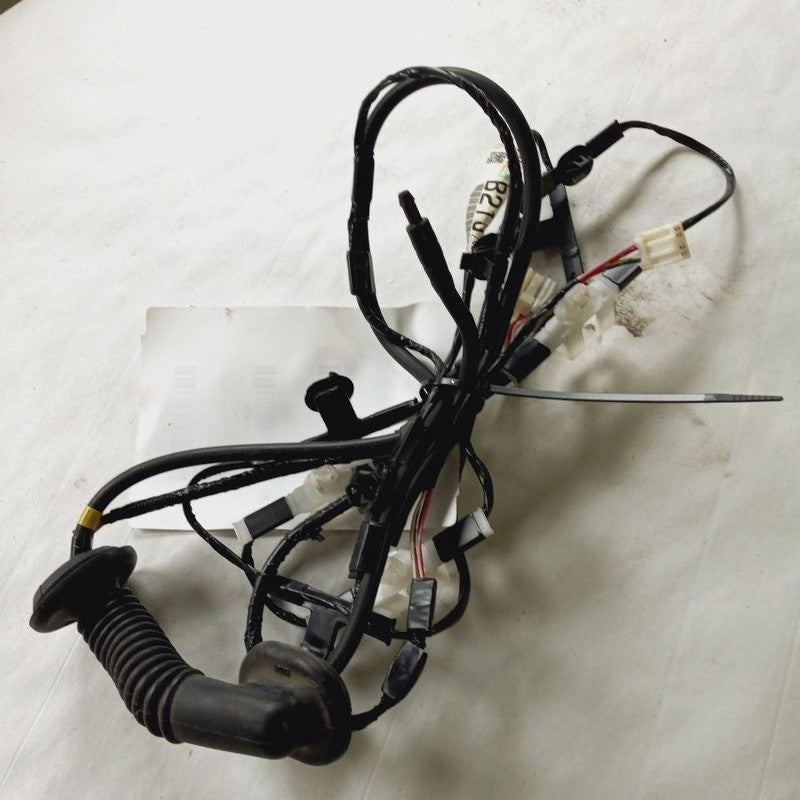 Mitsubishi Outlander   Rear Gate Wire Harness {8512B210} 2018 2017 201