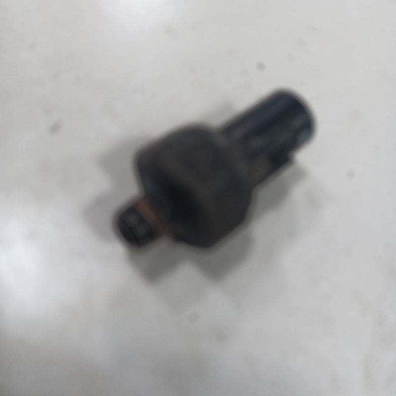 Kia Sorento Oil Pressure Sensor 2.4 2018 2017 2016 OEM