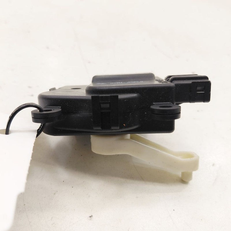 Mazda CX-5 Flap Door Motor Heater AC Door Actuator  2023 2022 2021 202