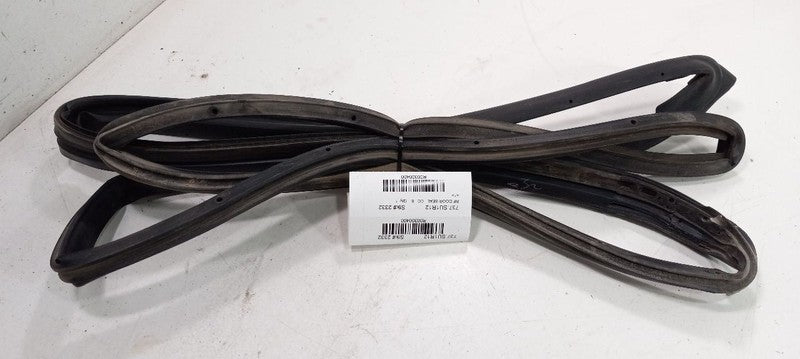 Subaru Legacy On Door Seal Rubber Right Passenger Front 2010 2011 2012
