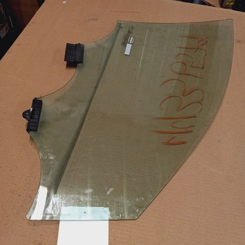 Driver Left Front Door Glass Window With Acoustic Laminated 16-20 Kia 
