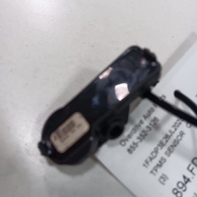Ford Focus TPMS Tire Pressure Monitor System Sensor  2018 2017 2016 20