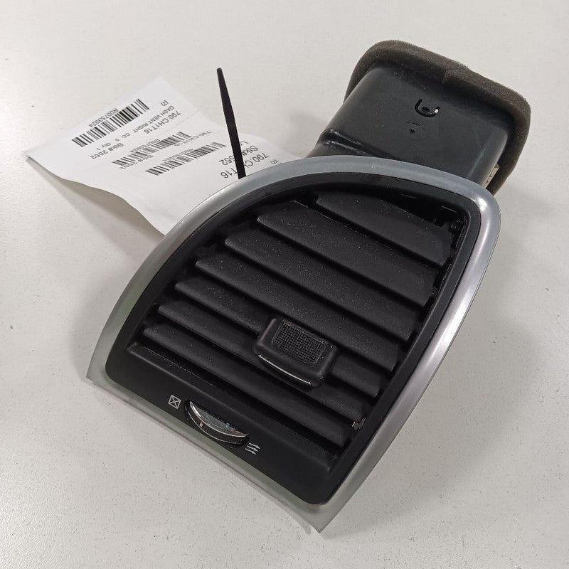Chrysler 300 Dash Air Vent Right Passenger  2015 2016 2017 2018 2019