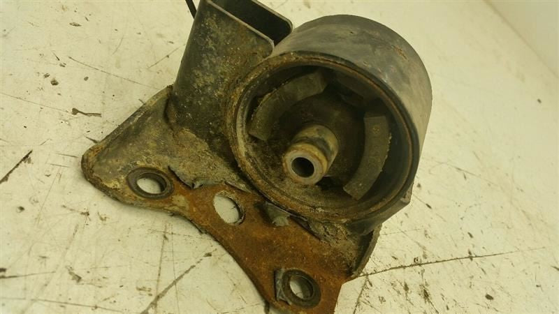 Nissan Sentra Engine Motor Mount Left Driver 2002 2003 2004 2005 2006 