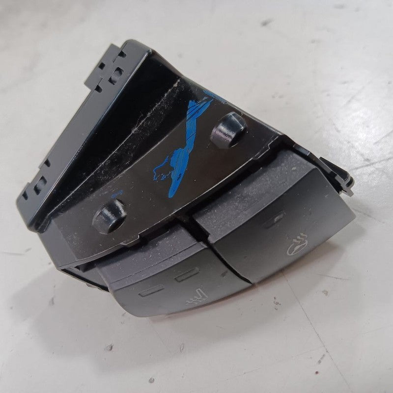 Fiat 500 Heated Seat Switch  2016 2017 OEM