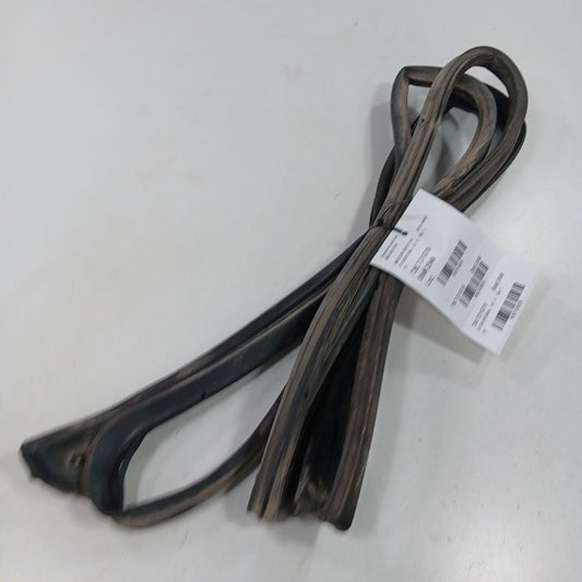 Toyota Yaris On Door Seal Rubber Left Driver Front  2020 2019 2018 2017 2016