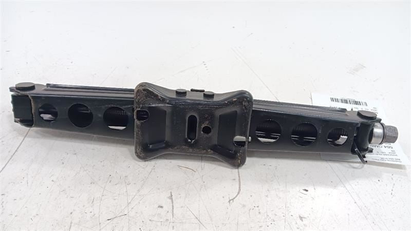 Chevrolet Equinox Spare Tire Changing Jack 2018 2019