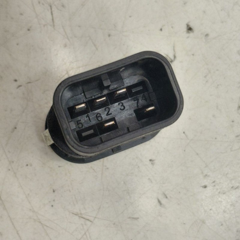 Volvo S60 Passenger Right Front Seat Lumbar Switch  2018 2017 2016