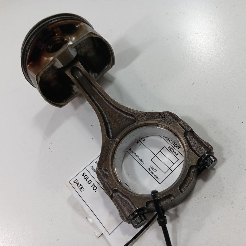 Jeep Compass 2.4 Single Piston With Connecting Rod   2018 2019 2020 2021