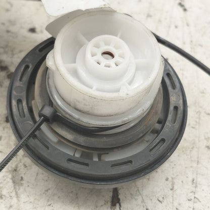 Hyundai Santa Fe Gas Tank Fuel Cap  2019 2020