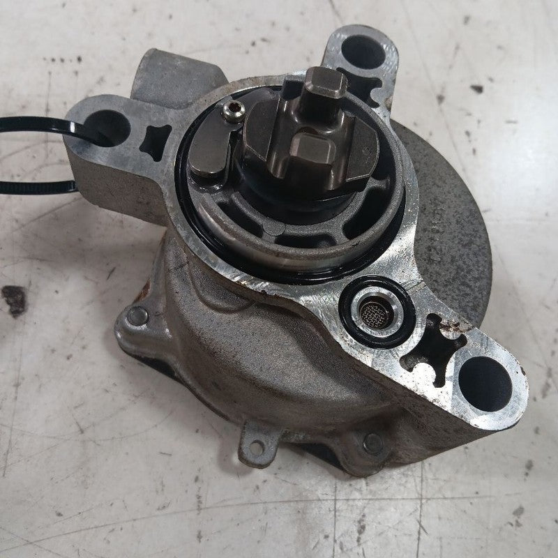 Vacuum Pump Fits 17-21 2.4L Jeep Renegade