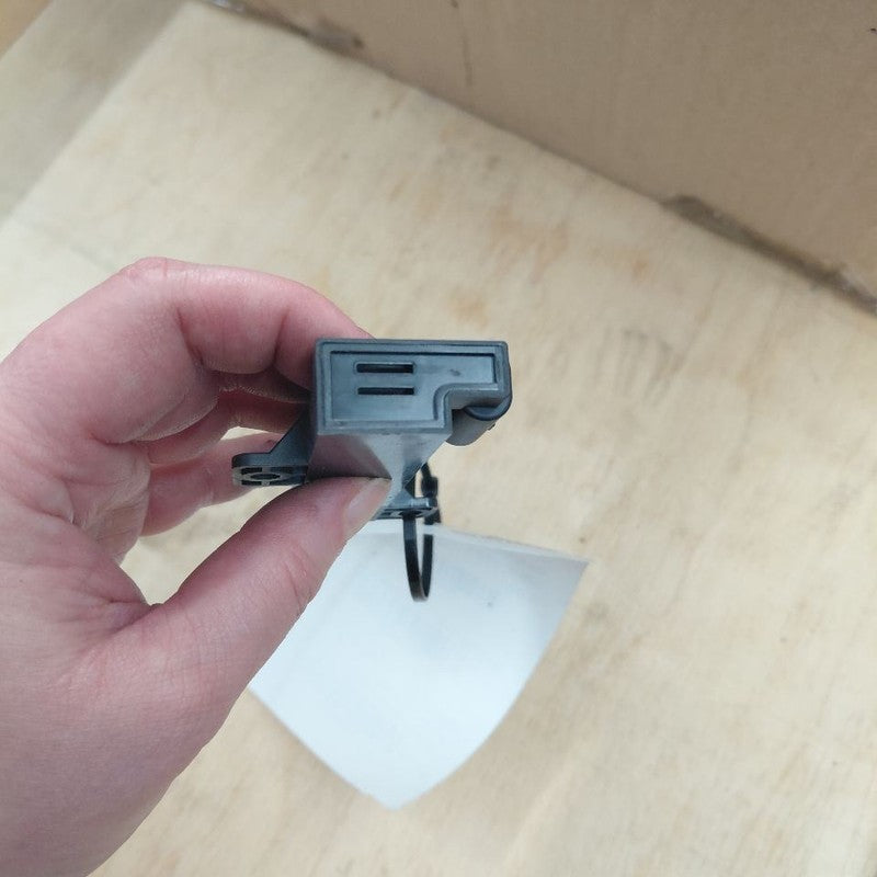 Chrysler 300 Keyless Entry Antenna Module {68051315AB} 2017 2018 2019
