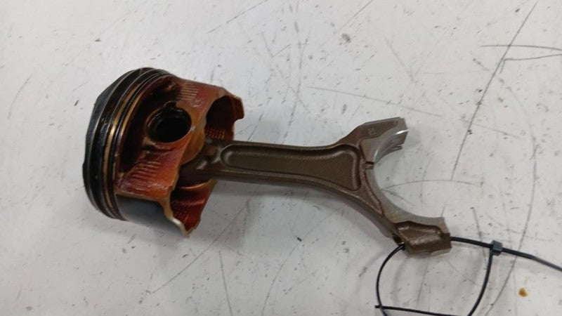 Subaru Impreza IMPREZA   2022 Piston2017 2018 2019 2020 2021 2022 OEM