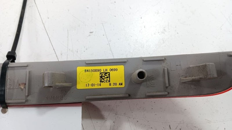 Chevrolet Equinox Rear Marker Light Lamp 2018 2019 OEM