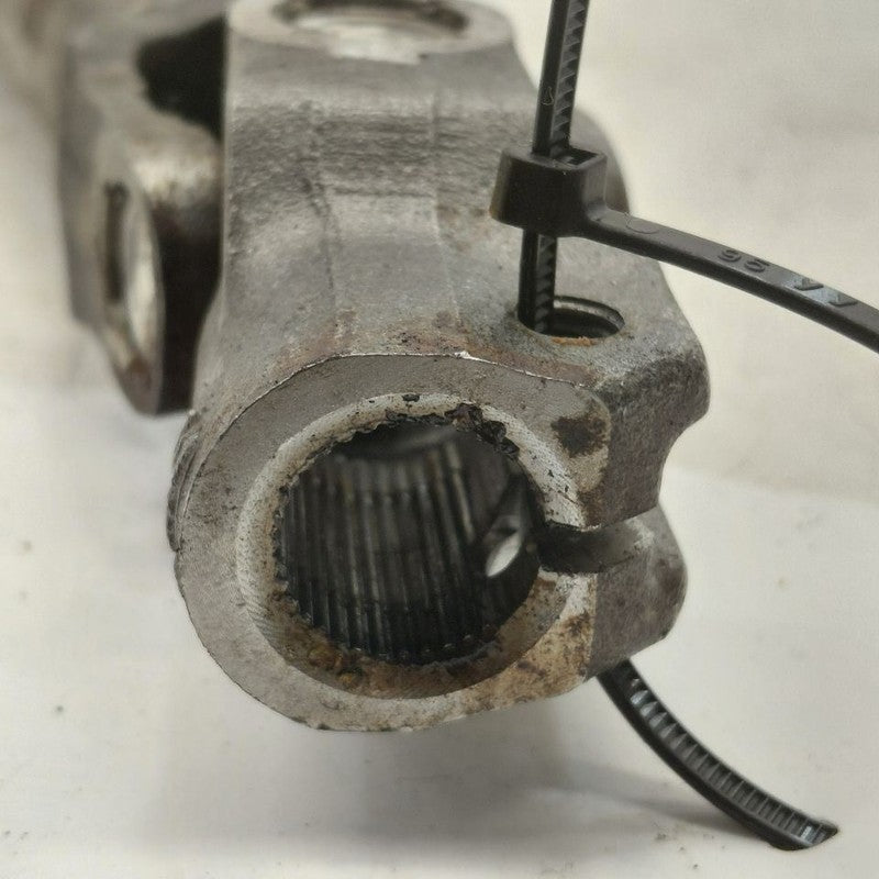Hyundai Veloster Lower Steering Column Shaft Knuckle U Joint 2017 2016