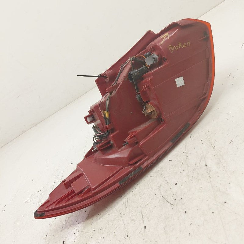 Passenger Right Tail Light Brake Lamp Without LED Accent 12-17 Hyundai