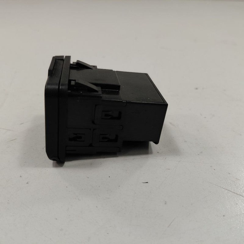 Grand Cherokee 115V 150W Power Port Socket {56046934AA} 2017 2018 2019 2020