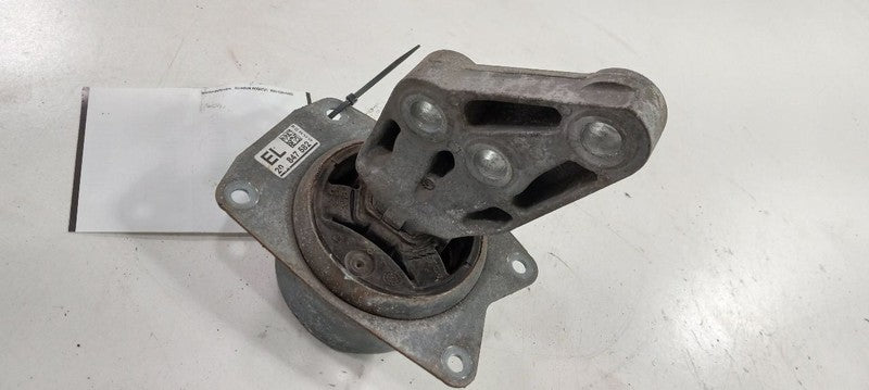 Cadillac SRX Engine Motor Mount Left Driver 2011 2012 2013 2014