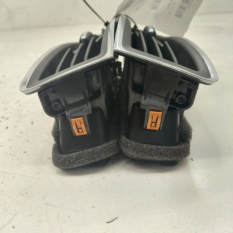 Ford Edge Dash Air Vent Center Middle  2019 2020 2021 2022