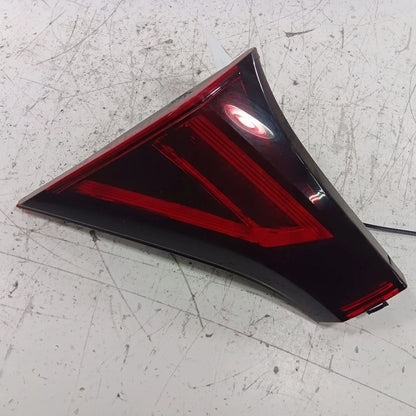 Passenger Right Tail Light Brake Lamp Liftgate Mounted 21-23 Nissan Kicks