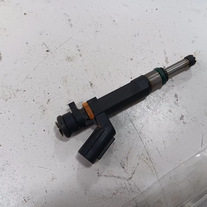 Fuel Injection Injector Fits 18-23 Nissan Kicks OEM