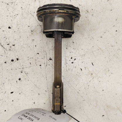 Nissan Versa Note Single Piston With Connecting Rod   1.6 2019 2018 20