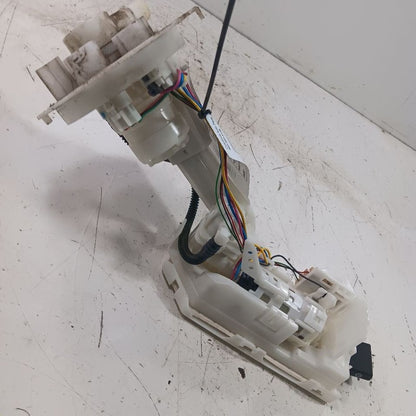 Gas Fuel Pump Assembly Tank Mounted Hatchback 2.0L 19-23 Toyota Corolla