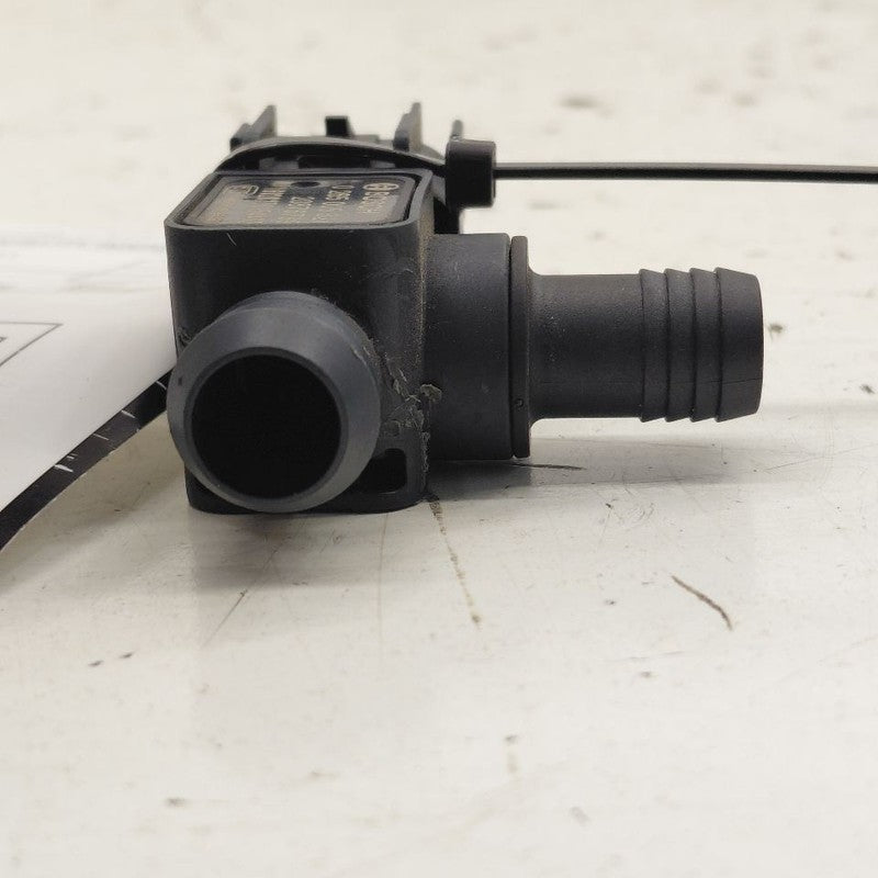 Cadillac CT6 Power Brake Booster Vacuum Sensor {20876799} 2018 2017 20