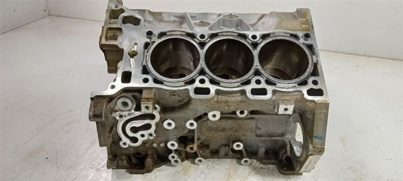 Engine Bare Block 3.6L VIN 3 8th Digit Opt Lfx AWD Fits 12 CTS  OEM