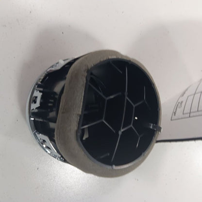 Ford Mustang Dash Air Vent Center Middle  2015 2016 2017