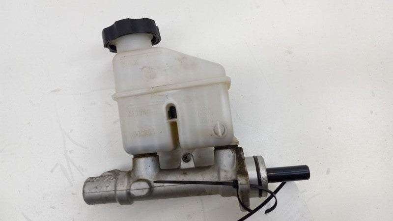 585102L300 Brake Master Cylinder Station Wgn With ABS Fits 09-12 ELANTRA