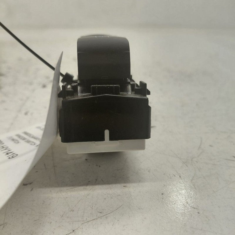 Hyundai Santa Fe Power Window Switch Right Passenger Front  2019 2020