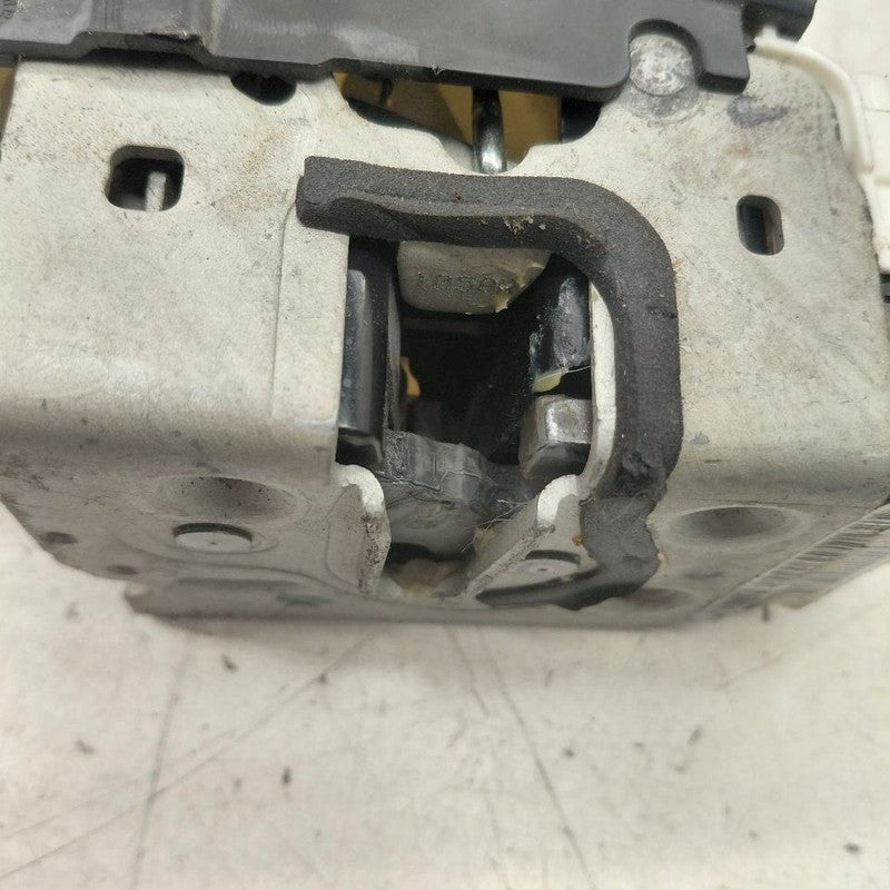 Jeep Cherokee Door Latch Lock Right Passenger Rear  2019 2020 2021