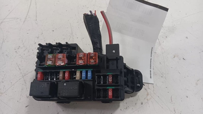 Fuse Box Engine VIN B 8th Digit Opt Luv Fits 15-16 Buick Encore OEM
