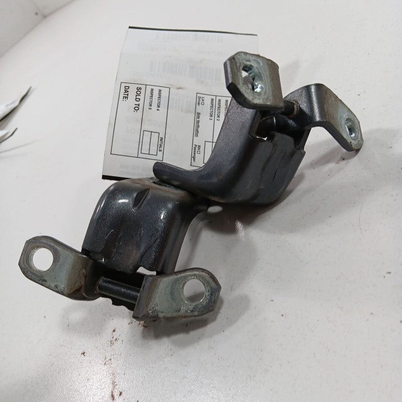 Nissan Altima Door Hinge Set Left Front Driver  2017 2016 OEM