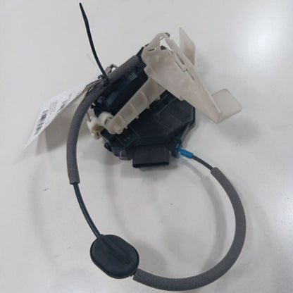 Ford Mustang Door Latch Lock Right Passenger Front  2015 2016 2017 OEM