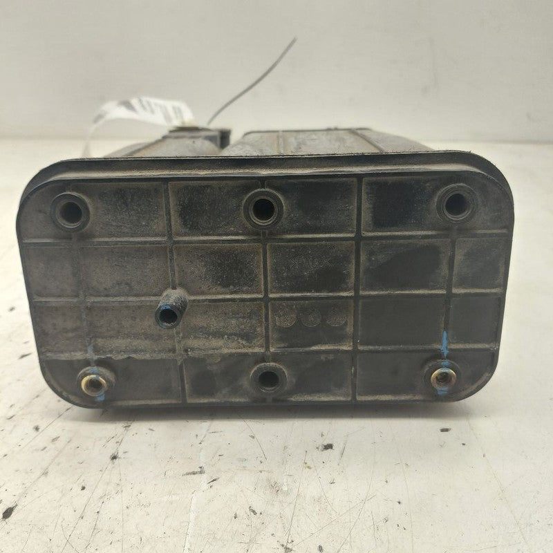 Kia Sorento Fuel Vapor Canister Charcoal Evaporator Can  2018 2017 201