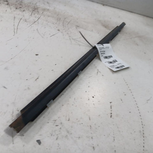 Kia Optima Door Glass Window Weather Strip Trim Front Left Driver 2020 2019 2018