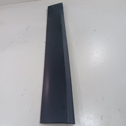 Jeep Cherokee Door Molding Trim Strip Left Driver Front  2015 2016 2017