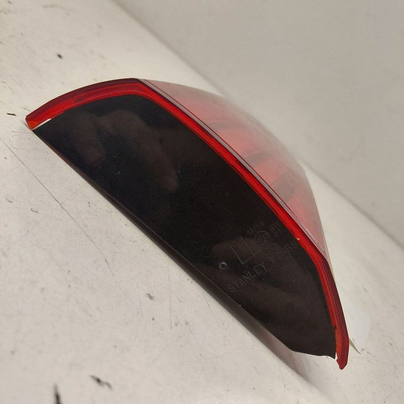 Left Rear Tail Light Brake Lamp Plug-in Hybrid Phev Fits 16-22 Outland