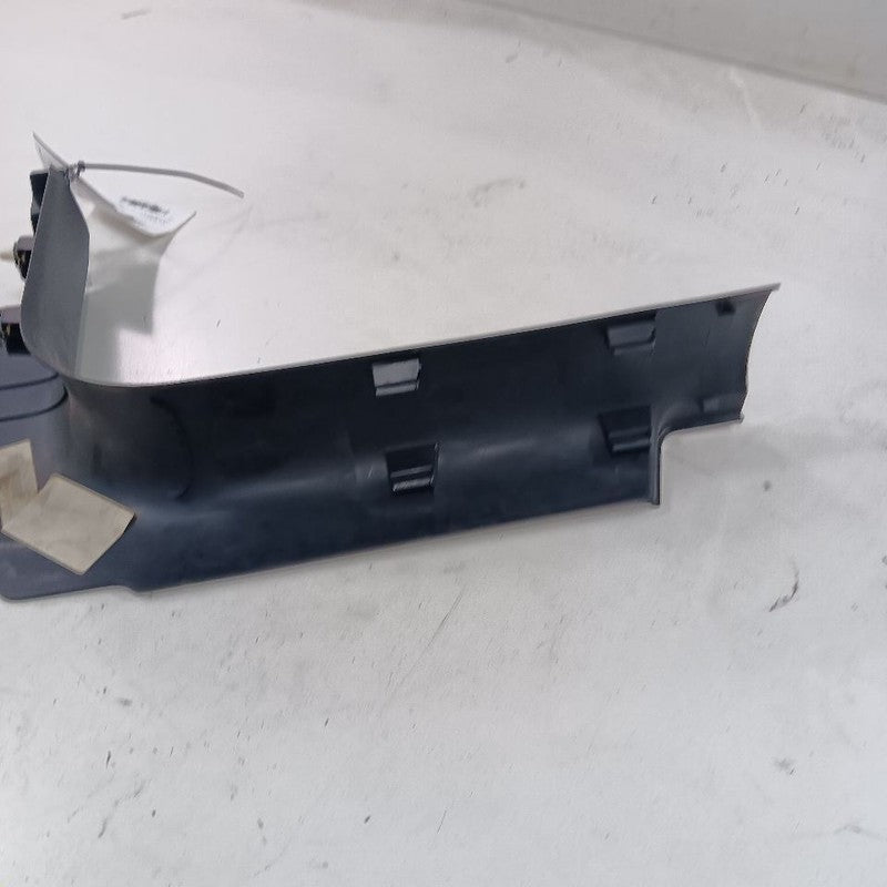 Jeep Cherokee Sill Trim Plate Door Jam Threshold Left Driver Front  20