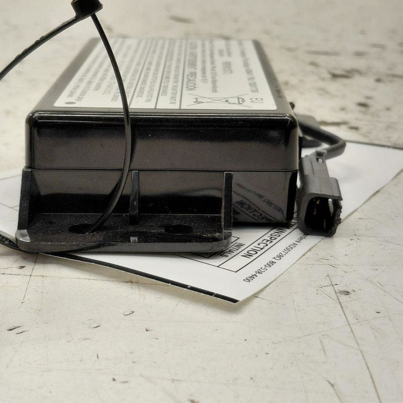 Cadillac CT6 OnStar Battery Back Up Module {42454411} 2018 2017 2016