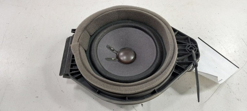 GMC Acadia Speaker Right Passenger Rear 2009 2010 2011 2012