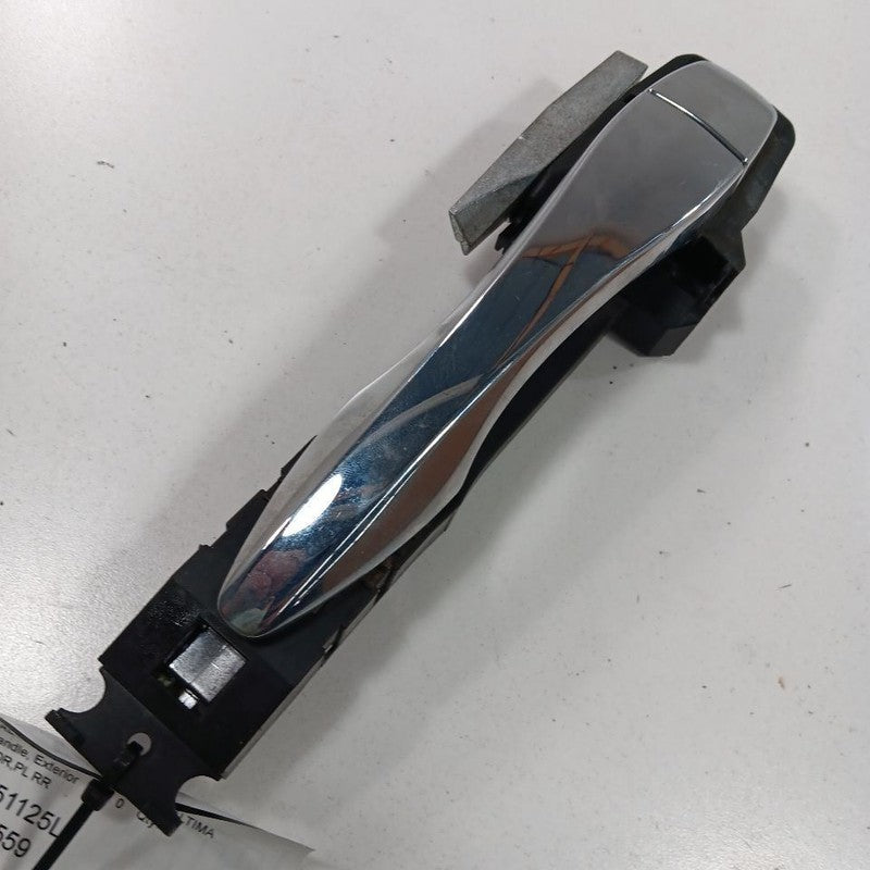 Left Rear Door Handle Exterior  Fits 13-20 Nissan Pathfinder OEM