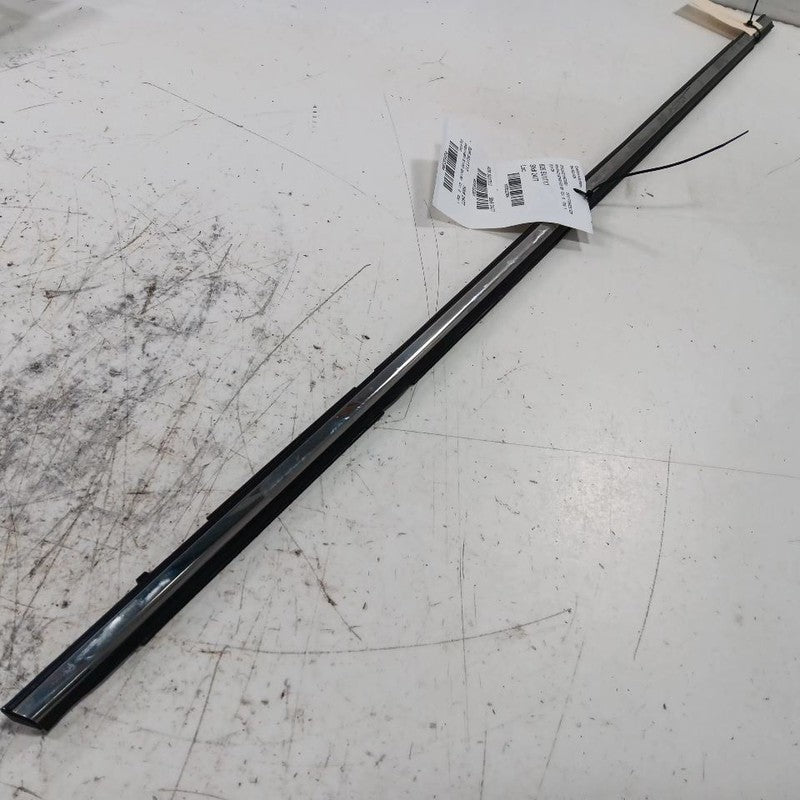 Subaru Forester Door Glass Window Weather Strip Trim Front Right Passe